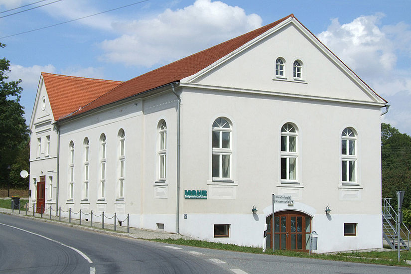 Dorfgemeinschaftshaus „Mohr“ Dorfgemeinschaftshaus „Mohr“